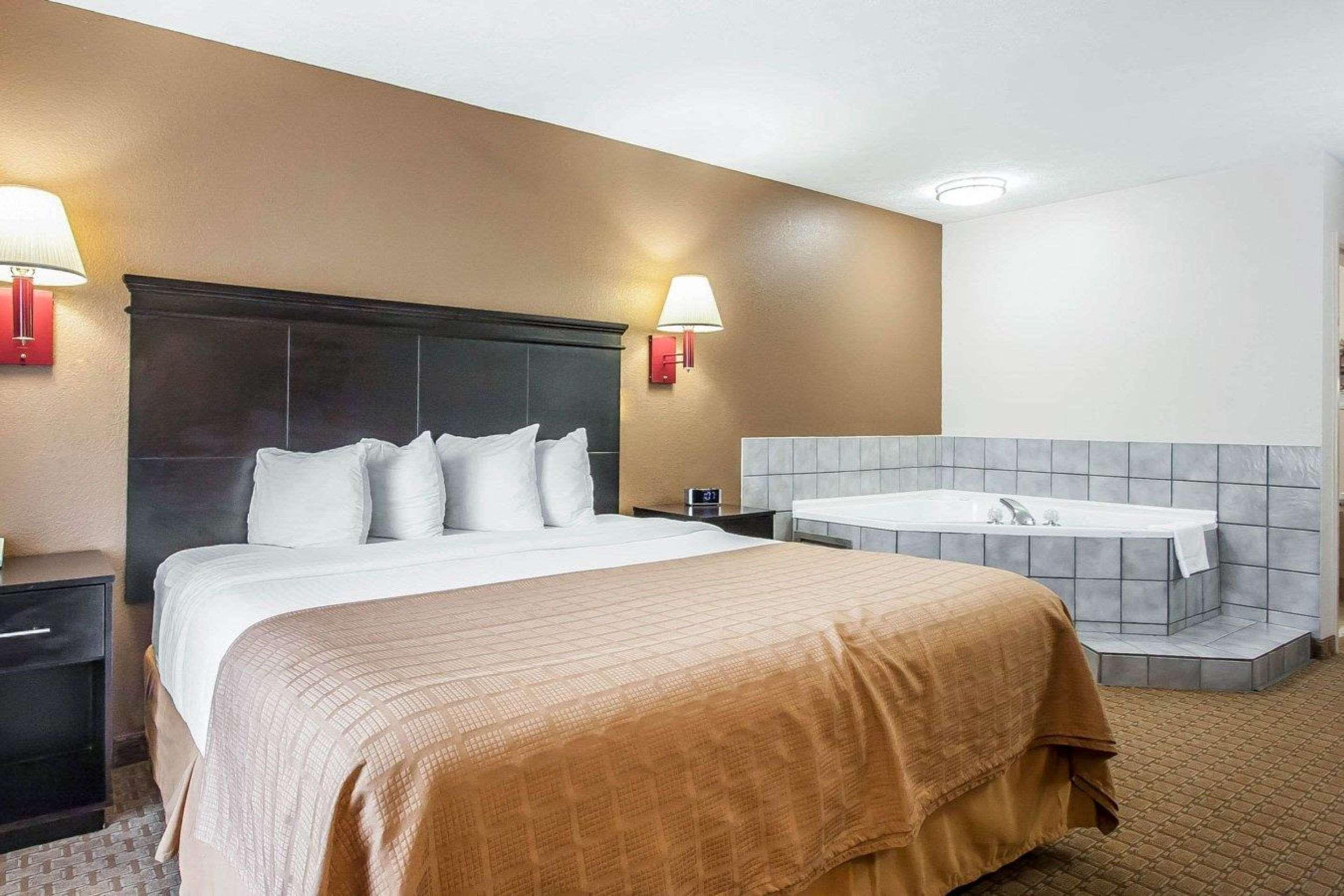 Quality Inn Savannah South Eksteriør bilde